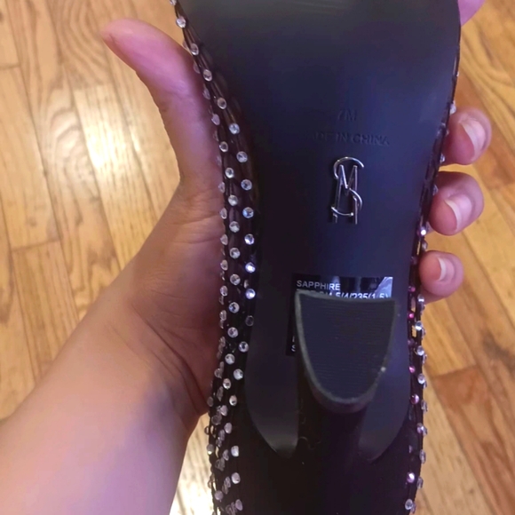 Steve Madden Glittering Black and Silver Heels - Picture 7 of 9